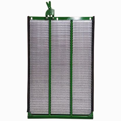 Picture of Bottom Sieve, Blunt Finger 1 1/8 Inch Spacing Left or Right To Fit John Deere® - NEW (Aftermarket)